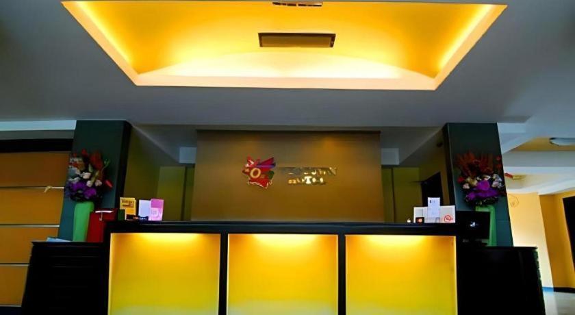 Mo2 Westown Hotel San Juan Bacolod Exterior foto